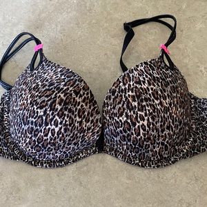 Victoria’s Secret bra size 34D